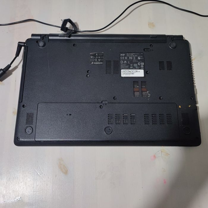 Laptop - Aspire E1-532, Celeron, 2955U4GB RAM