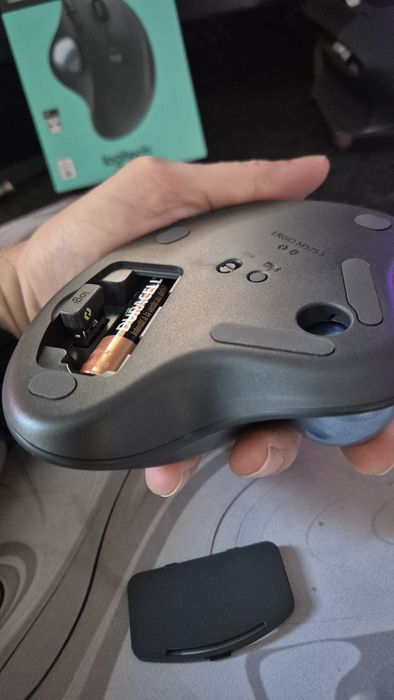 Mouse Logitech ERGO M575S Wireless, Nou, desigilat.