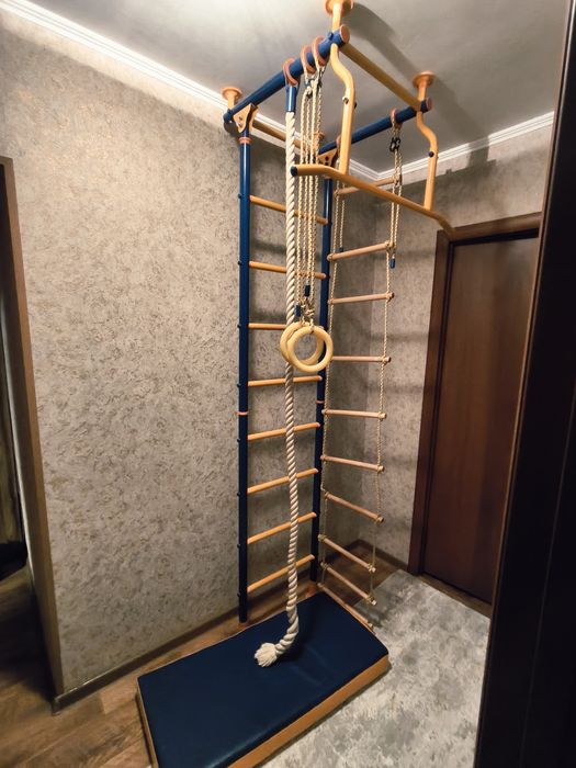 Продается Шведская стенка