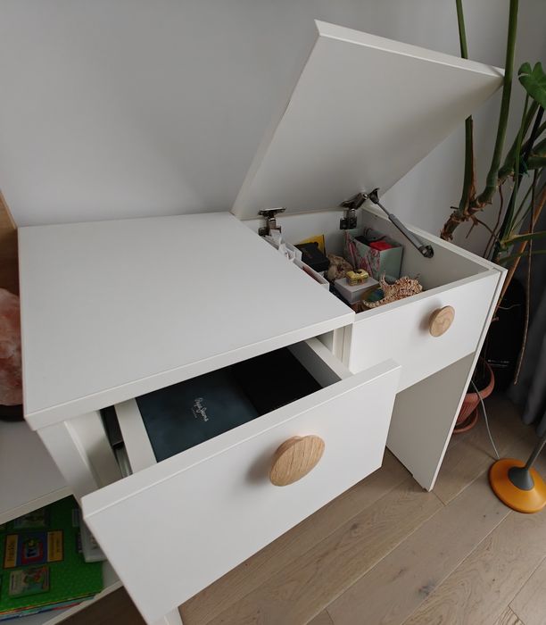 Set birou + scaun modern, Ideal pentru home office, Stare impecabila