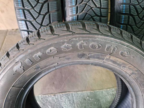 4 Firestone R14C 175/65
зимни бусови гуми 
DOT3517