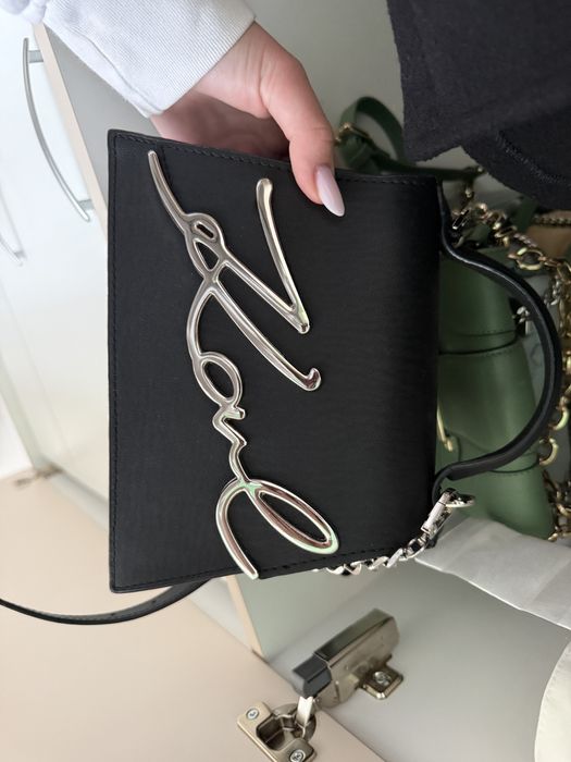 Маркови чанти.