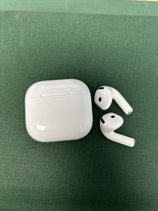 Airpods 4 оригинал