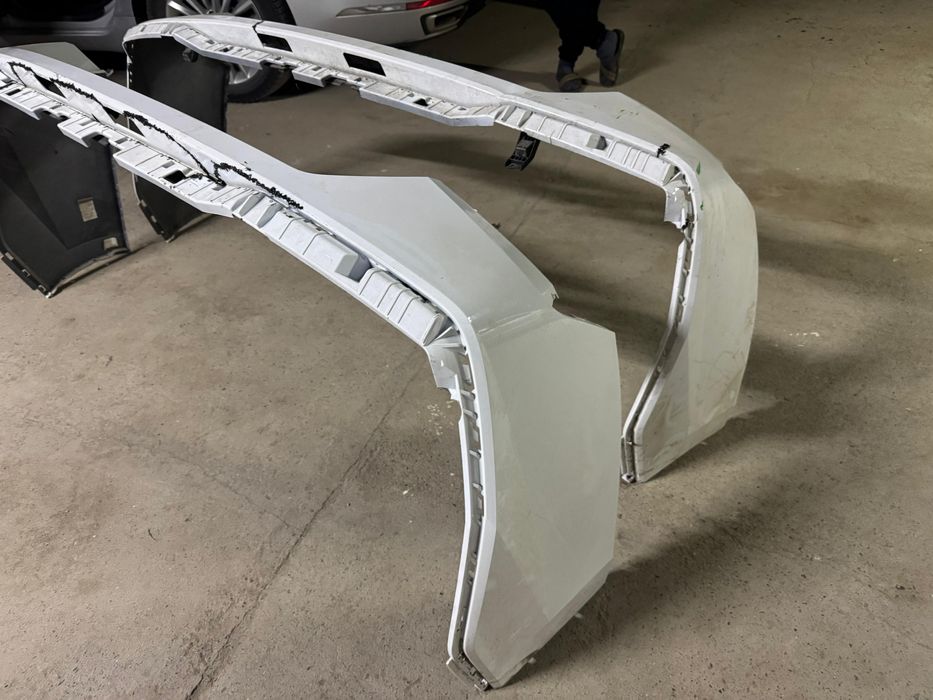 Продаю бампера на элантру