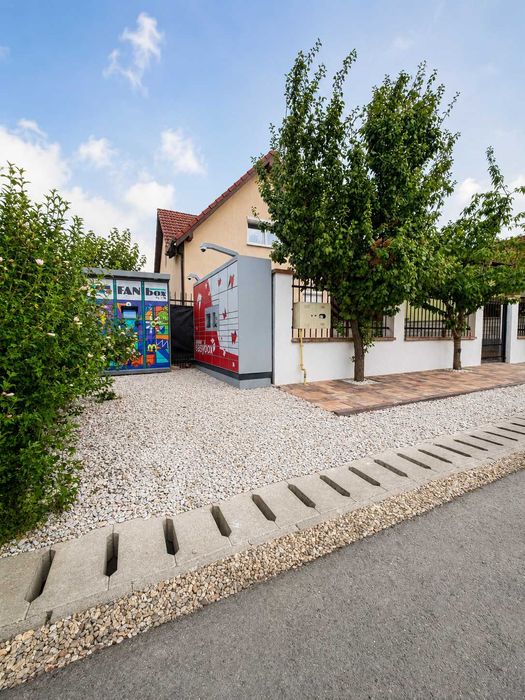 Proprietar vând casă individuală, 5 camere ,2 băi, teren 630 mp