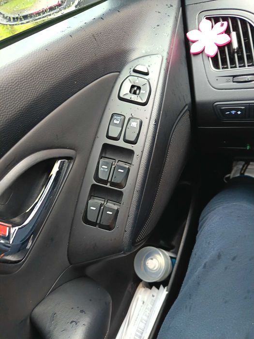 HYUNDAI ix35 2011 — imagine 5