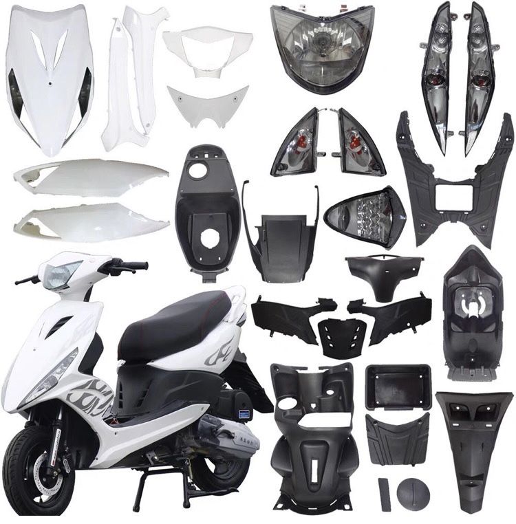 Запчасти и аксессуары для мотоциклов - пластик на скутер м8