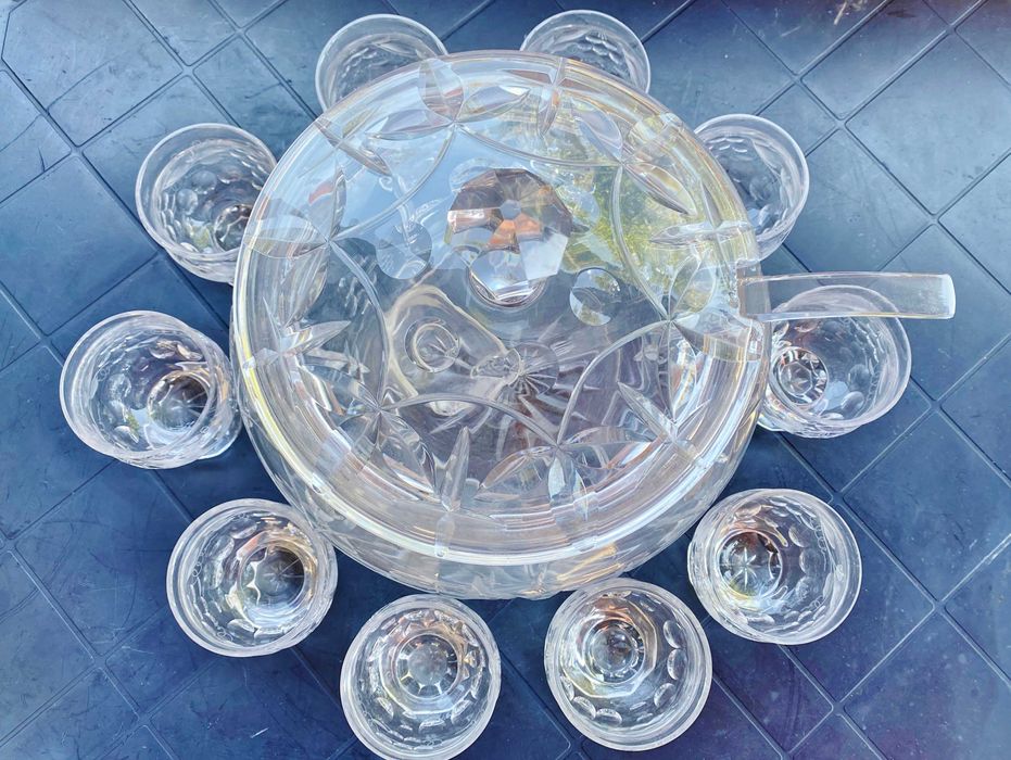 Нов Масивен Голям Кристален съд и Комплект Кристални чаши за Боле/Пунш