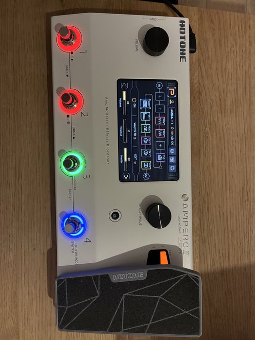 Procesor Multi Efecte Chitara Hotone Ampero II