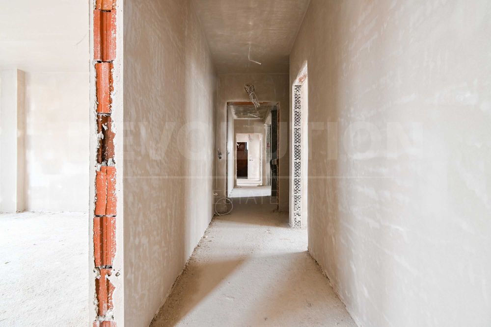 Продава се Тристаен апартамент в София, Овча купел 2 - 125 кв.м за 1744 €/кв.м - Снимка #12