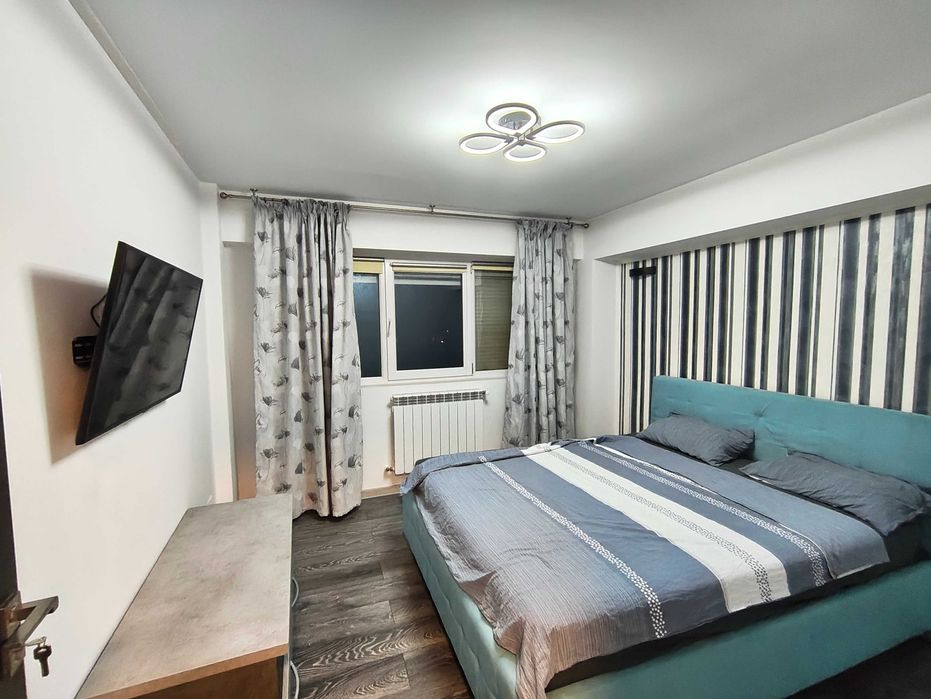 Inchiriez Apartament 3 Camaere  Spatios Zona Stadion