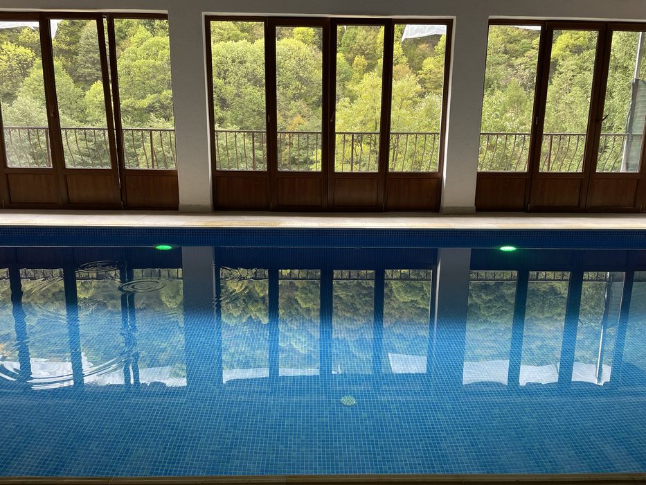 Cabana De Inchiriat cu PISCINA INTERIOARA INCALZITA (spa)‼️