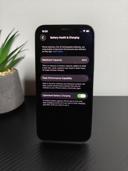 iPhone 12, 64GB Black • Perfect Funcțional! • Condiție Bună!