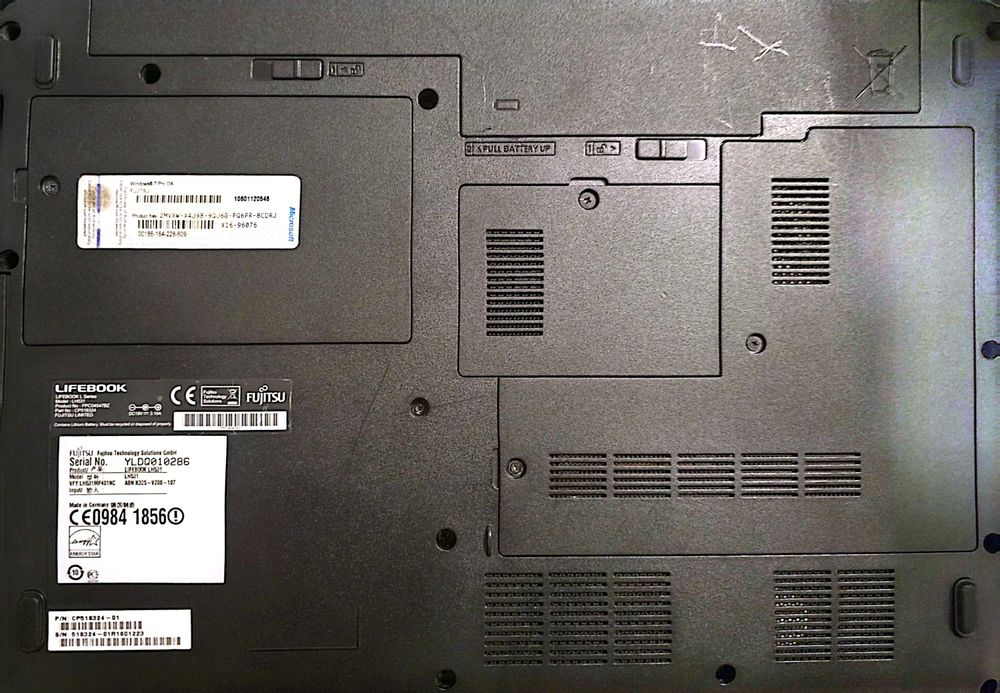 Vand software Korg Pa Manager + laptop Fujitzu 2 licente