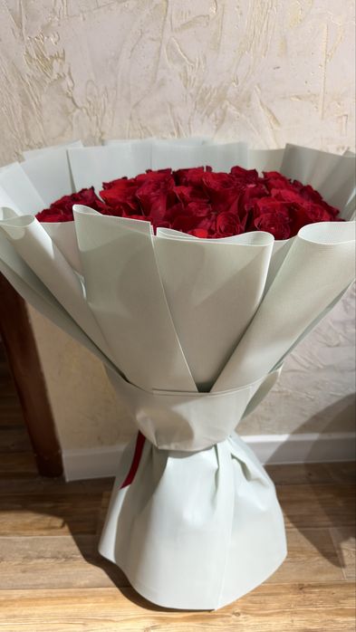 Метровый розы 51 штук