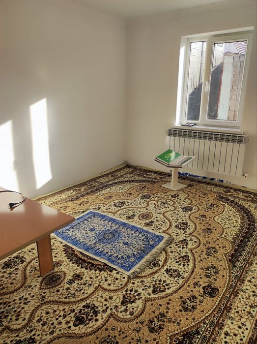 Фуд сити  Food city. Якинида 4,3 сотих участка сотилади.