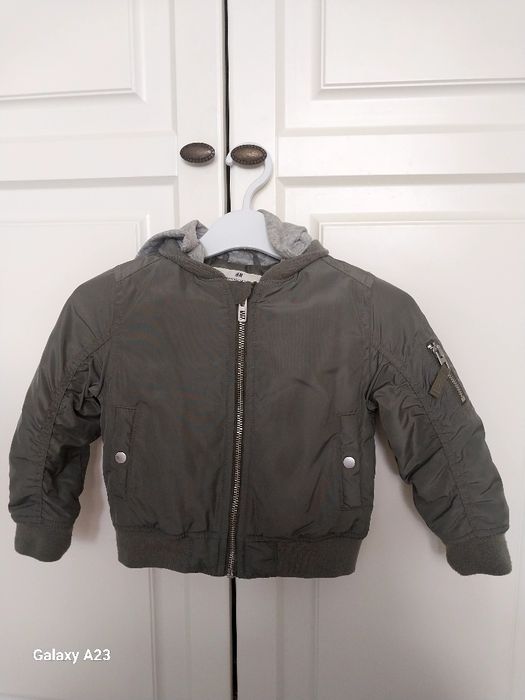 Продам куртку для мальчика