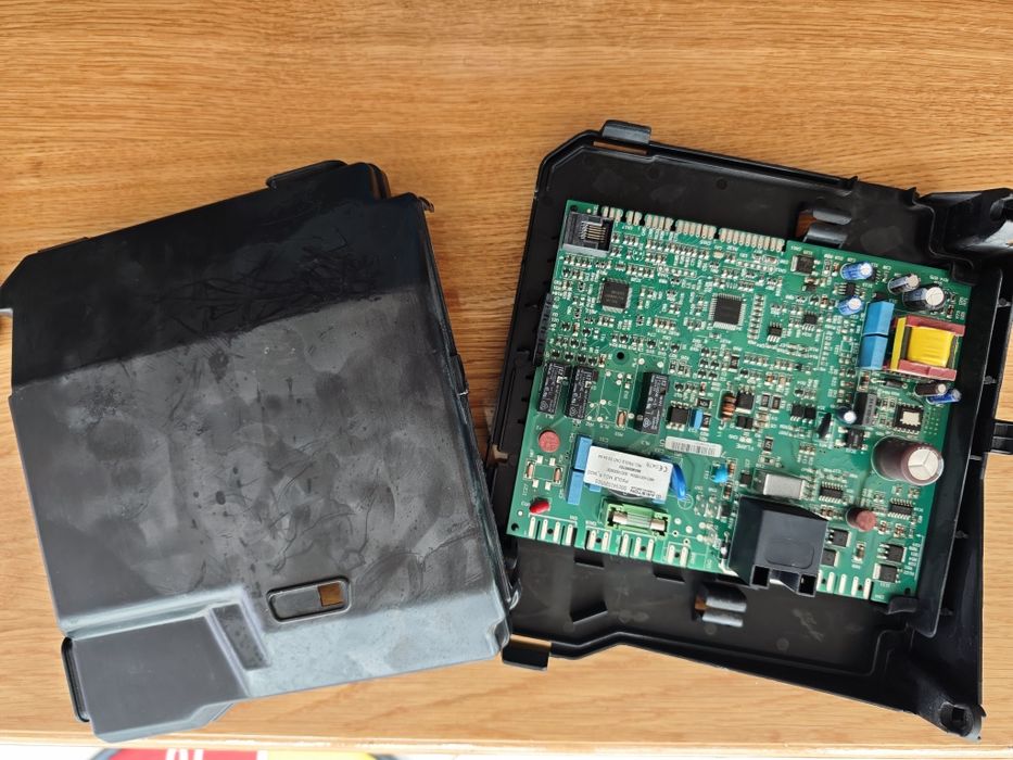 Placa de baza Ariston premium cares 30 EU