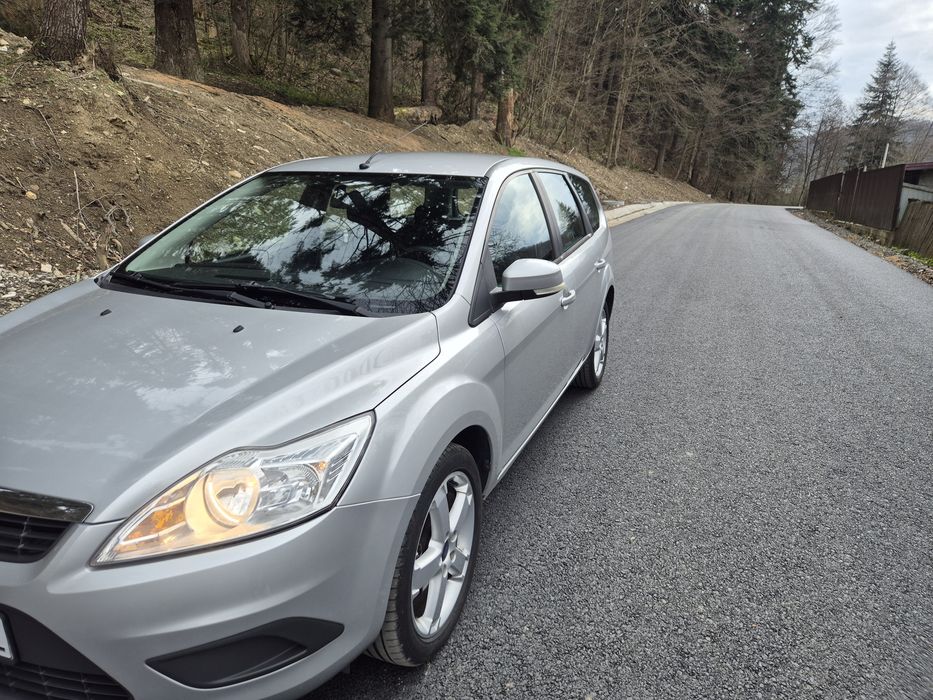 FORD Focus 2010 — imagine 11