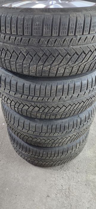 VW T5 джанти със зимни гуми 235/55/17  7,5J×17. ET53. 5×120  цо66