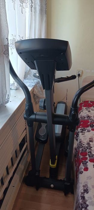 Эллиптический тренажёр