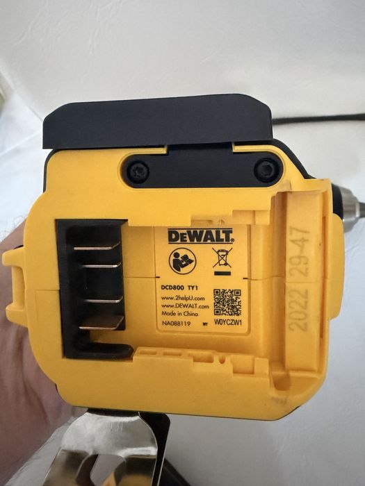 DeWalt DCD800-Noua