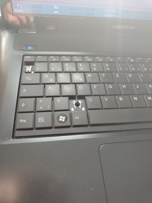 Dezmembrez laptop medion akoya 17