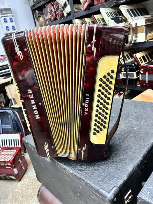 Acordeon Hohner 48 de basi 0️⃣7️⃣5️⃣4️⃣9️⃣2️⃣0️⃣9️⃣2️⃣2️⃣