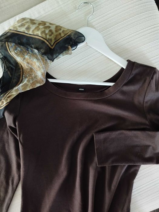 Рокля Moschino (спортно елегантна)