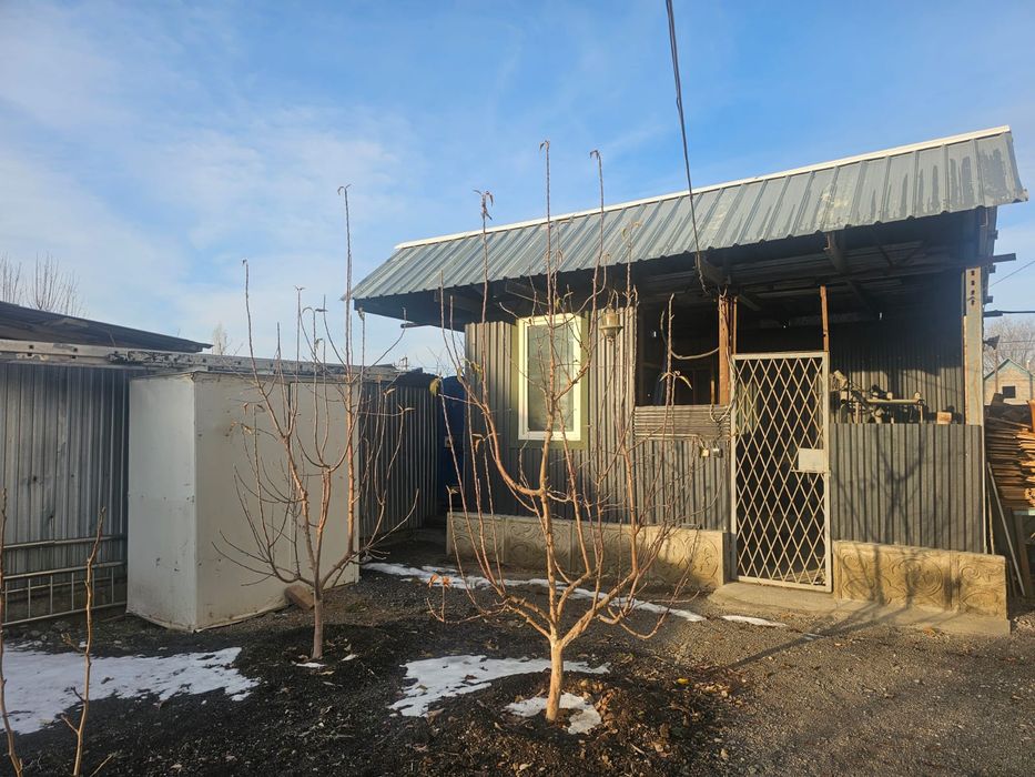 Дом двухэтажный для большой семьи