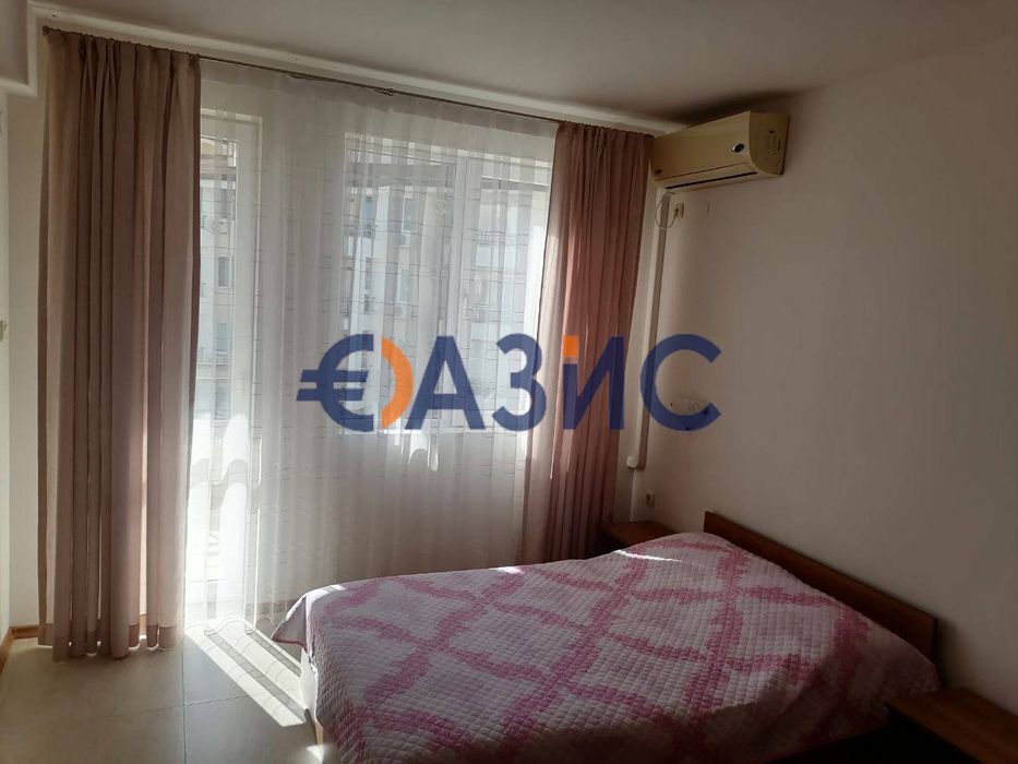 Продава се Тристаен апартамент в к.к. Слънчев бряг - 77 кв.м за 1026 €/кв.м - Снимка #5