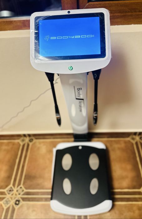 Analizator nou  corporal  8 electrozi -urgent