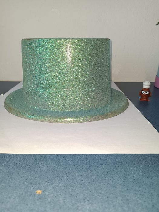 Шляпа для праздников

500 тг.