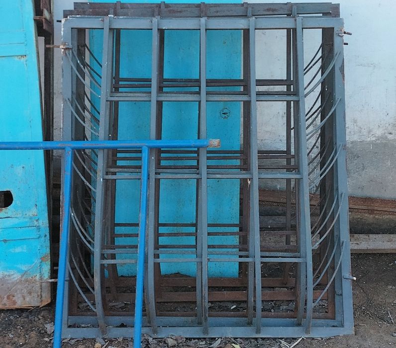 Решетки на окна металл