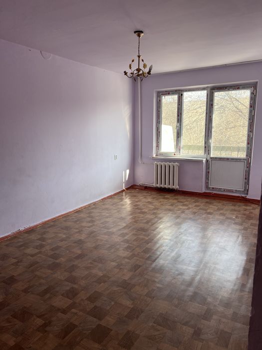 Сдам 1 ком кв 4 мкр 20 дом