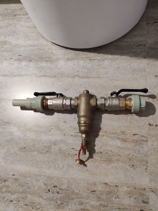 Помпа Alpha 2 L Grundfos 25 60 180