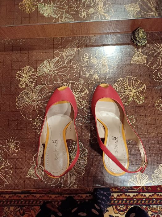 Срочно! Продам вещи!