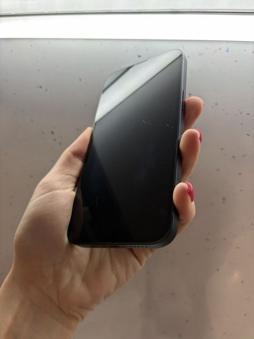 Iphone 13 dark blue 256 GB