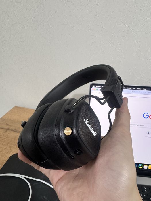 Наушники Marshall V