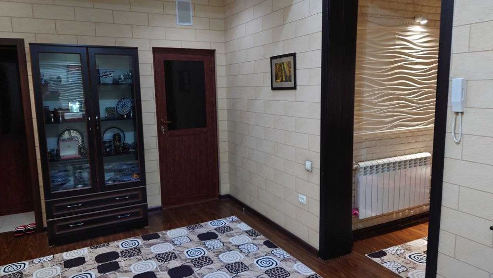 Срочно Продается квартира в Центре. ТЦ Малика.  ID: 039К