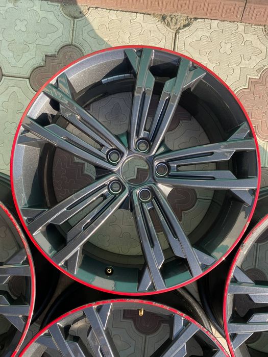 Титановые диски R18