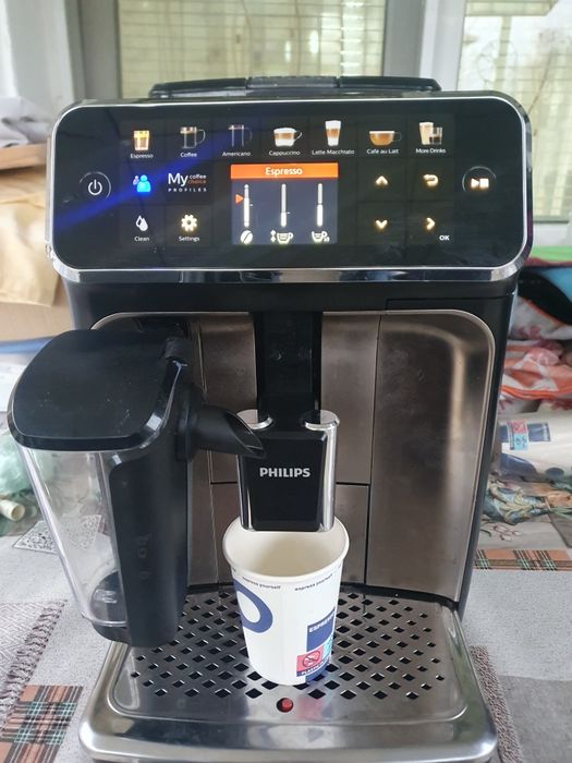 Автоматична кафемашината PHILLIPS