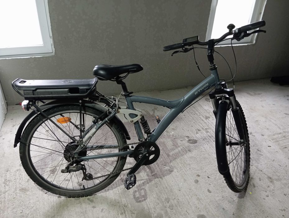 Vând bicicleta electrica