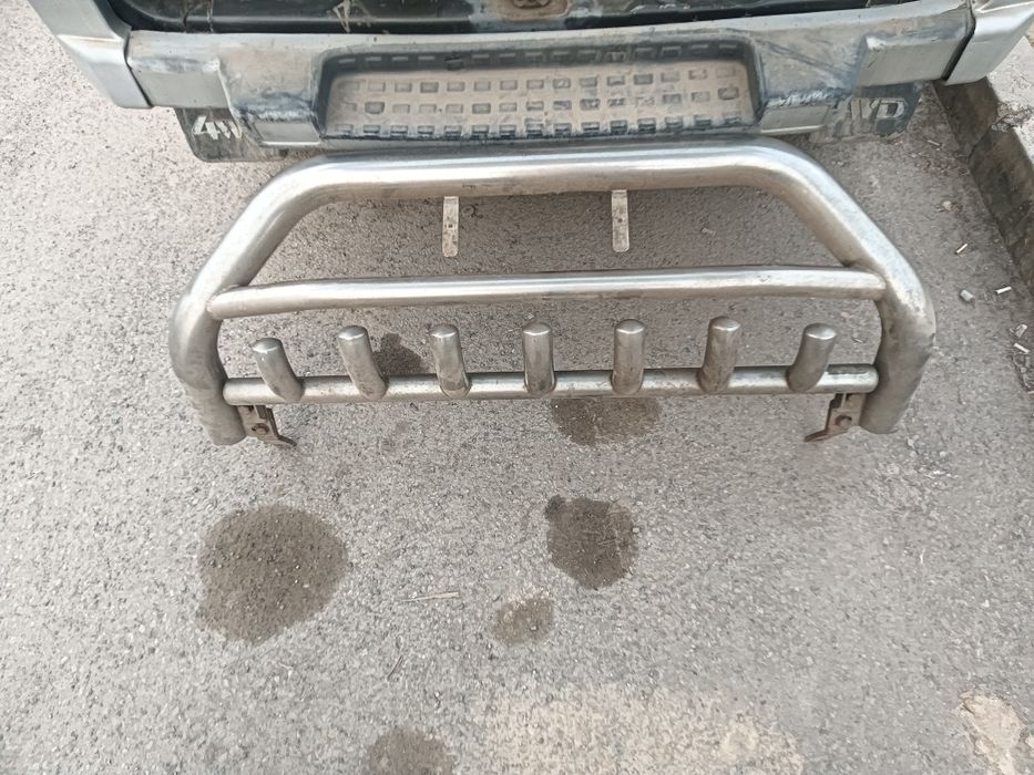 Продам кенгурятник на тоета