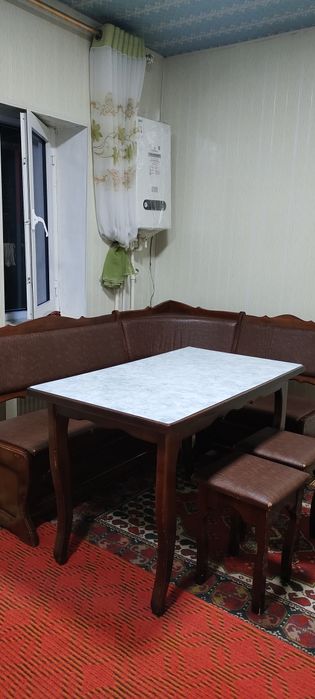 Кухонный уголок продаётся