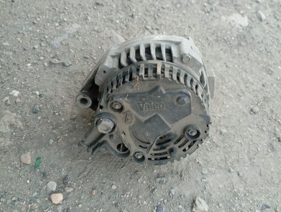 Продам Запчасти на BMW E34