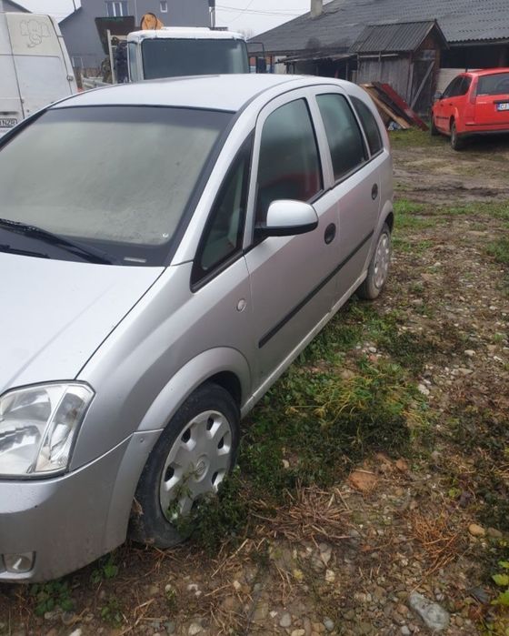 Dezmembrez Opel Meriva 1.7, 1.9 Diesel