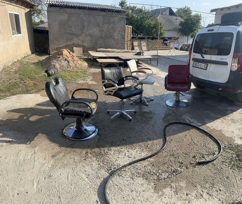 Парикмахерская кресло