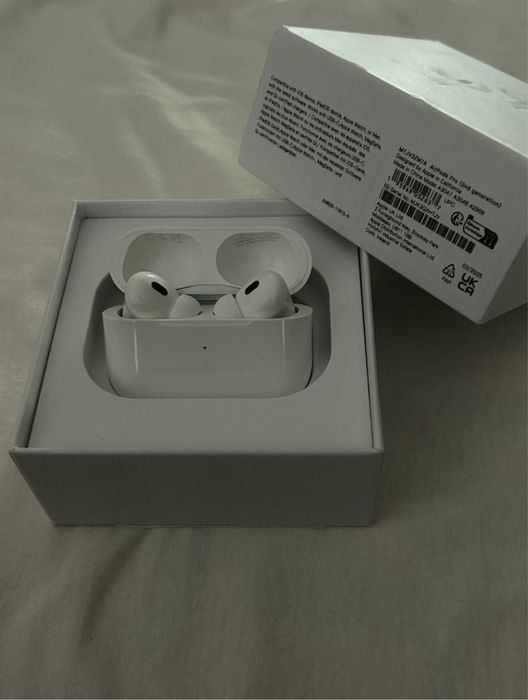 URGENT! AirPods Pro 2 (USB-C) + toate accesoriile! pret negociabil