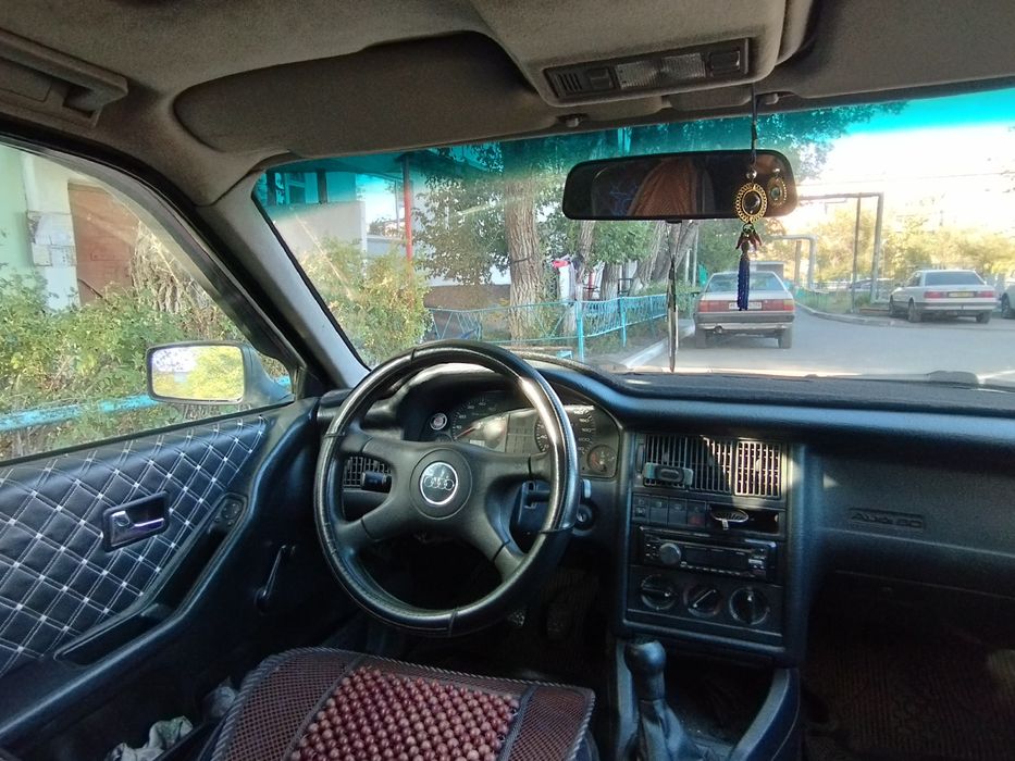 Продается Ауди В4